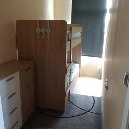 компактен тристаен апартамент Apartman